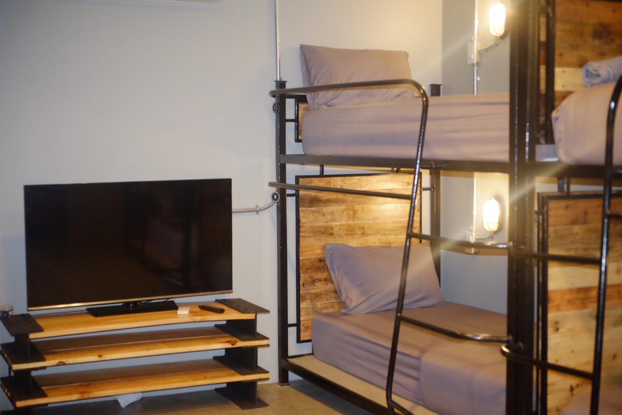 Sunny Hostel Chiangmai @Tha Pae チエンマイ エクステリア 写真